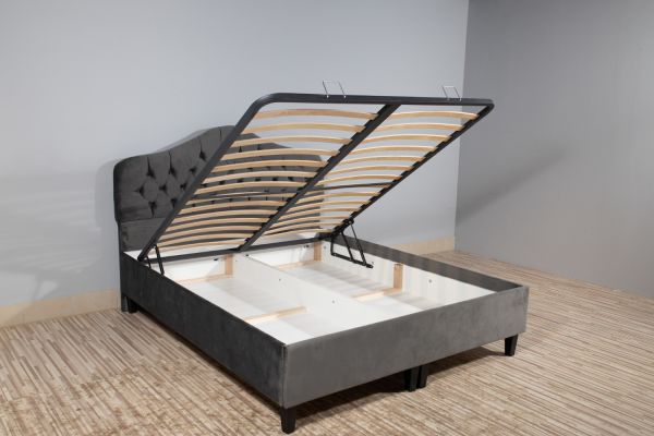 Smart Solutions: Maximizing Space with a Fold-Away Bed in Your Cozy Studio Apartment
